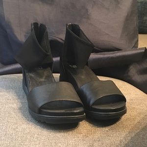 Eileen Fisher Sandals - Size 8.5